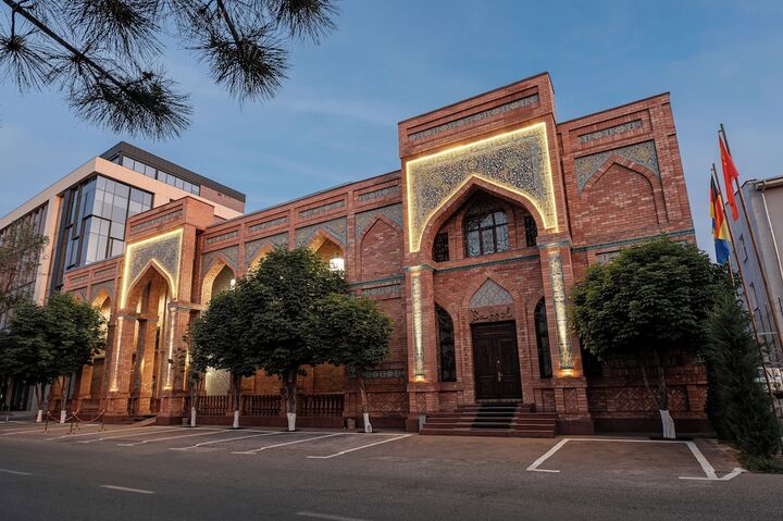 이찬 칼라 프리미엄 클래스 호텔-i
