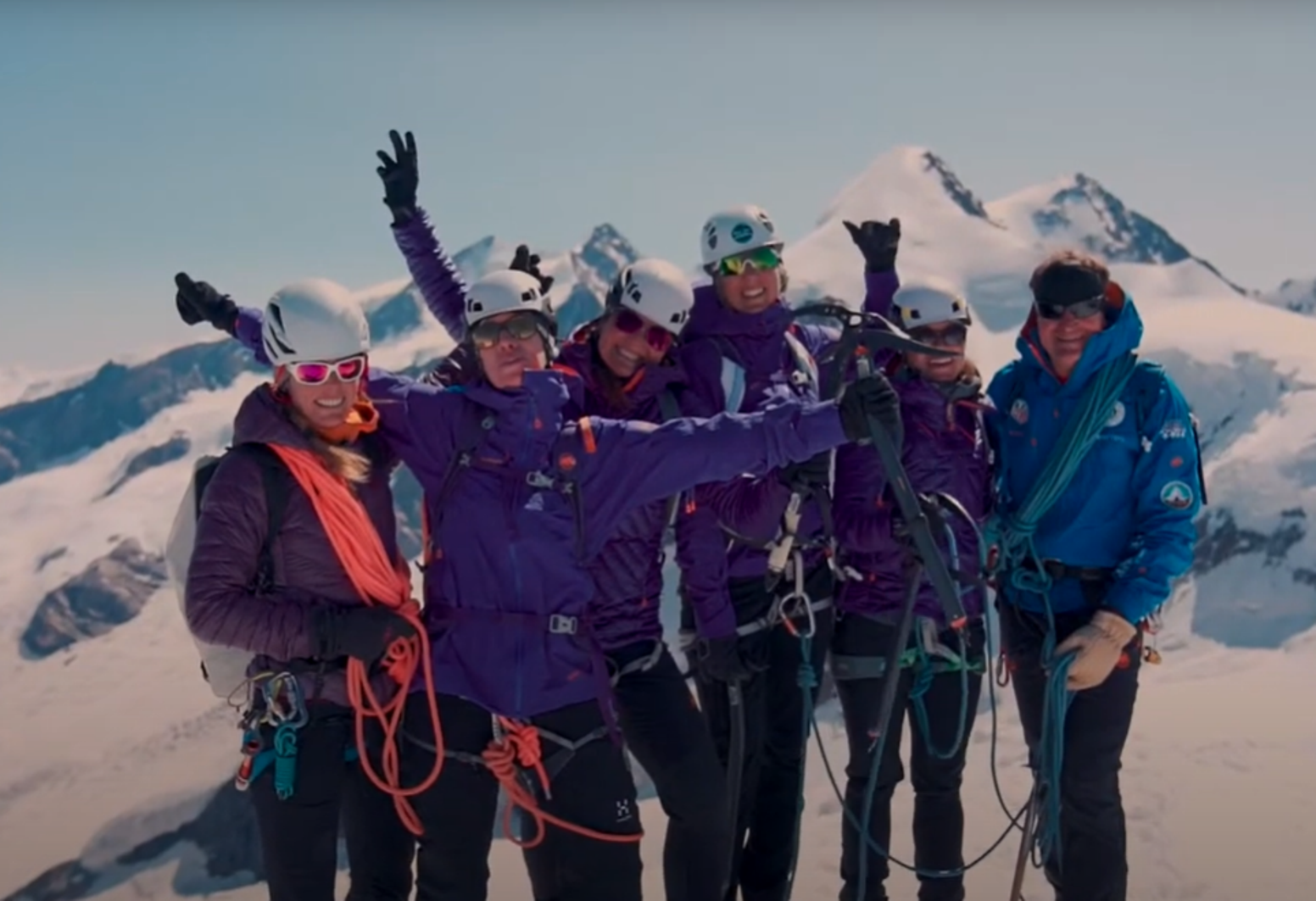 폴룩스 4,092m 정상 등반 — 전문 산악 가이드와 함께하는 6시간 빙하 투어 상세 이미지 3