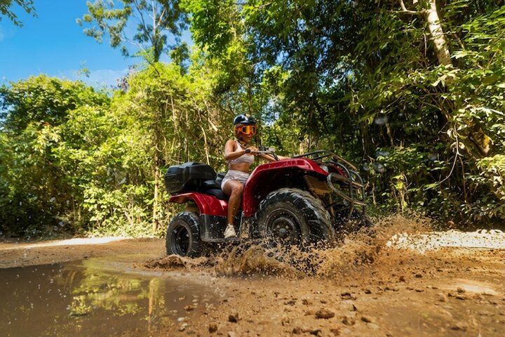 Playa del Carmen에서 Ziplines와 ATV 모험, Cenote