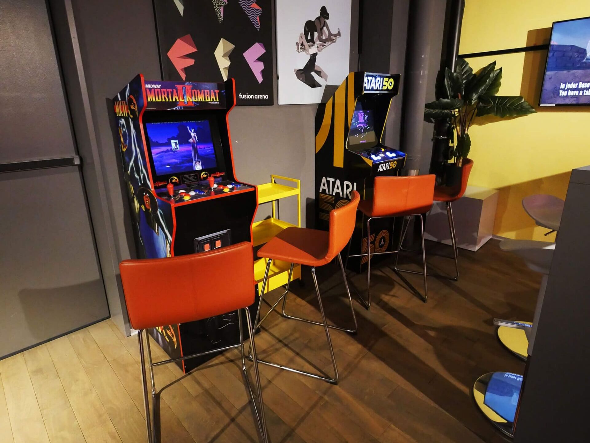 퓨전 아레나 VR 체험 입장권 :: 100~200m² 공간에서 팀과 함께 상세 이미지 2