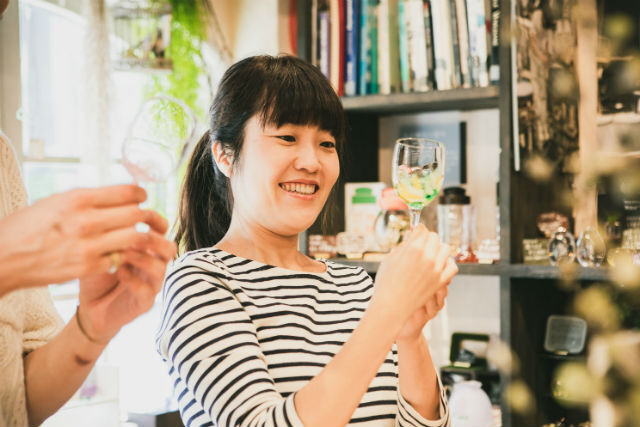 [공방] 아사쿠사 유리 공방 — 스카이트리 도보권 소그룹 유리 커스텀 각인 체험 상세 이미지 3