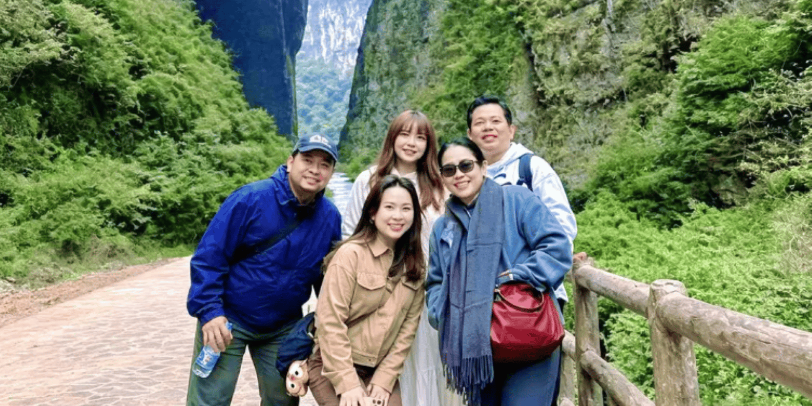 우룽 천연 삼교 + 룽수이샤 협곡 소그룹 당일 투어 (트랜스포머 촬영지)