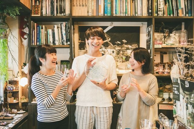 [공방] 아사쿠사 유리 공방 — 스카이트리 도보권 소그룹 유리 커스텀 각인 체험 상세 이미지 5