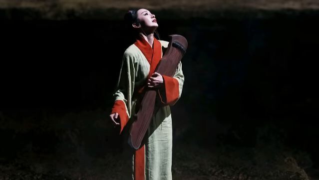 시안 "천하대진" 스테이지 쇼 + 픽업 서비스 | 병마용의 서사시적인 향연을 선사합니다