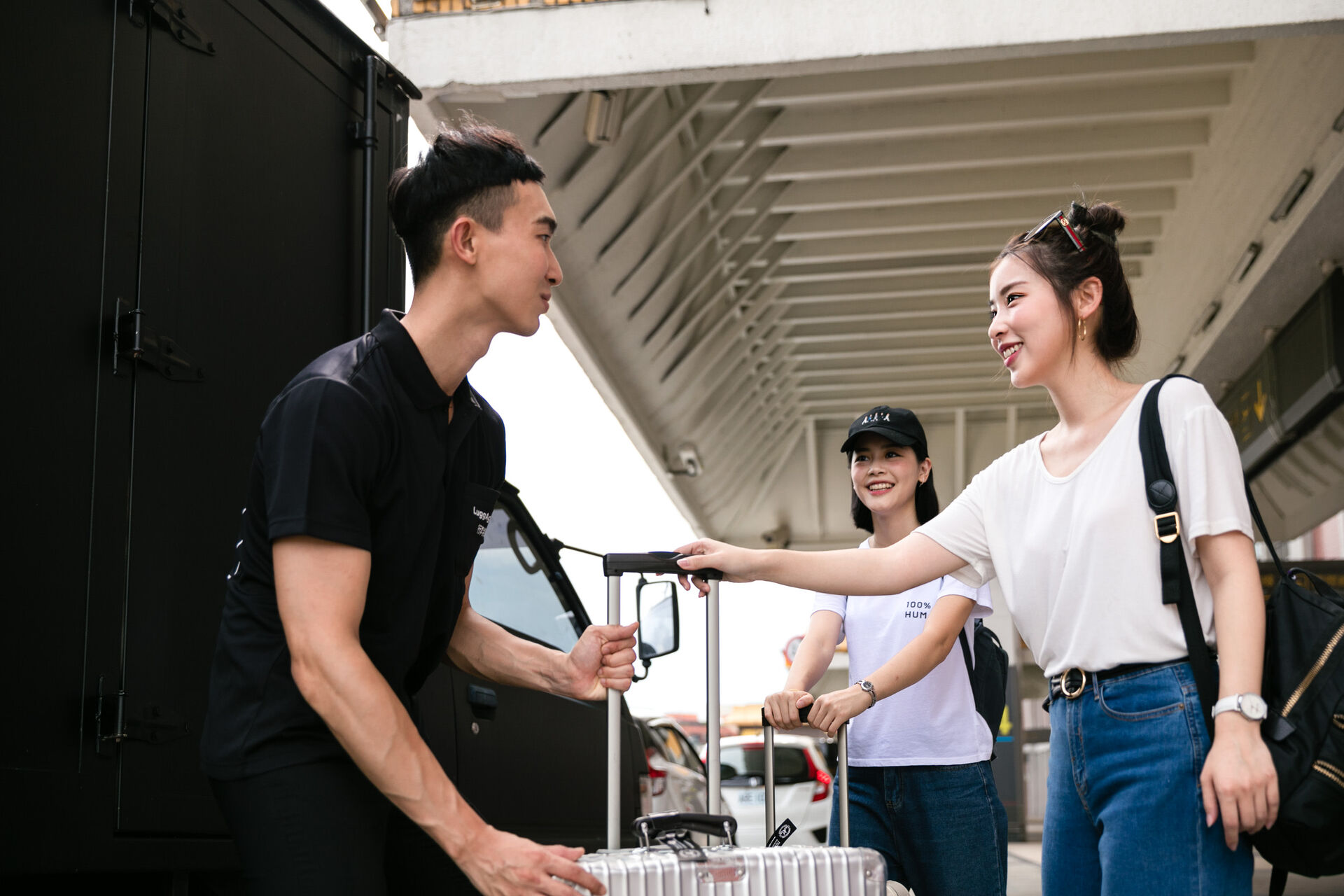 러그에이전트 수하물 직배송 — 공항·기차역·호텔 간 픽업 & 딜리버리