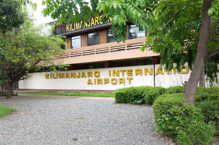 Private Kilimanjaro Airport Transfer JRO ↔ 모시/아루샤-i