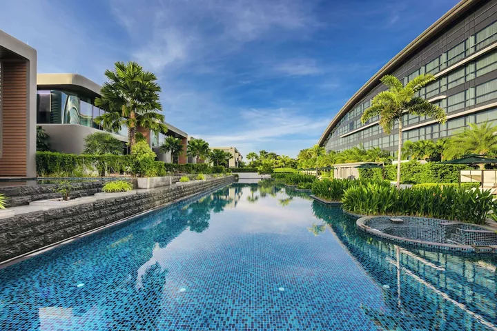 Dusit Thani Laguna Singapore