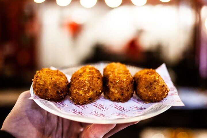 Tapas Delights in La Barceloneta 음식 투어 + 전자책