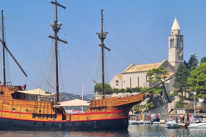 Elaphiti Islands On The Luxury Pirate Ship 카라카 두브로브니크