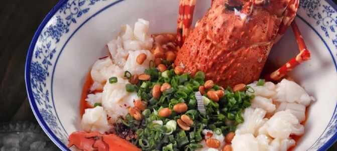 [카오룽] 차콜 바 씨뷰 숯불 그릴 런치 세트 (해산물·스테이크 선택)