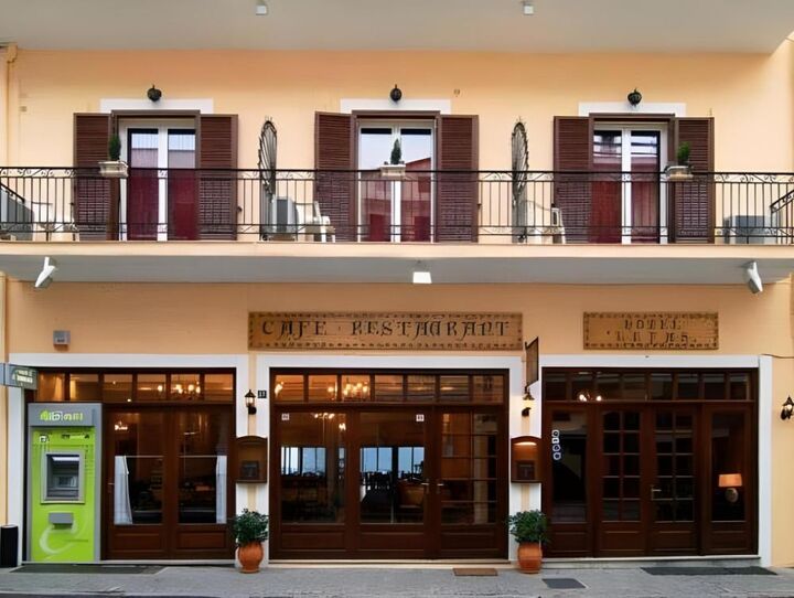 Hotel Lefas