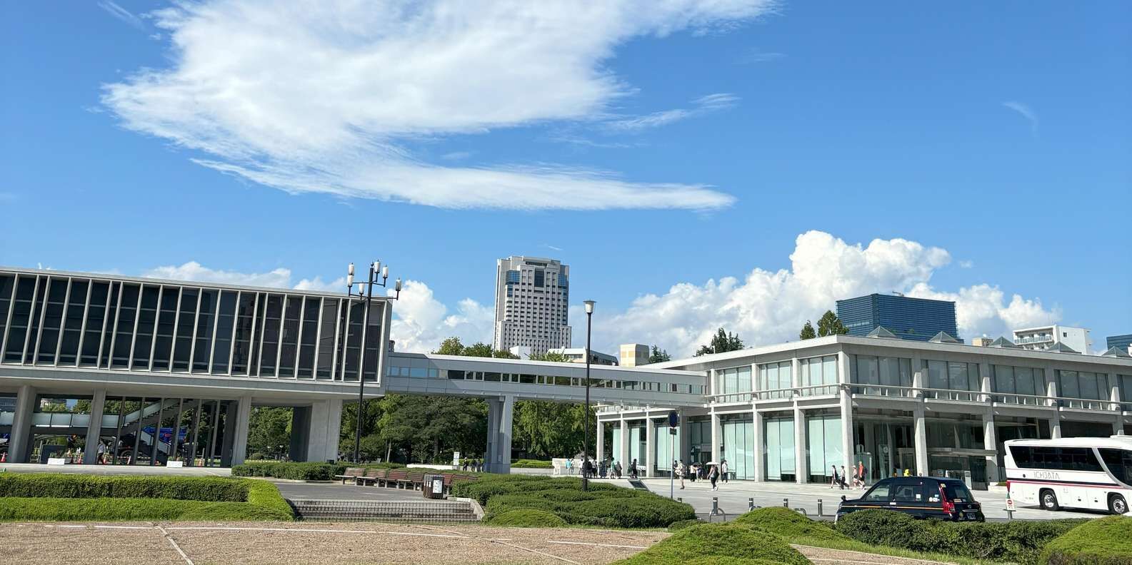 휠체어·노약자 맞춤 프라이빗 자동차 투어 (6시간)