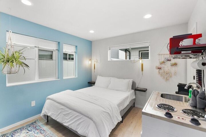 Ballard's Sweet Suites-i