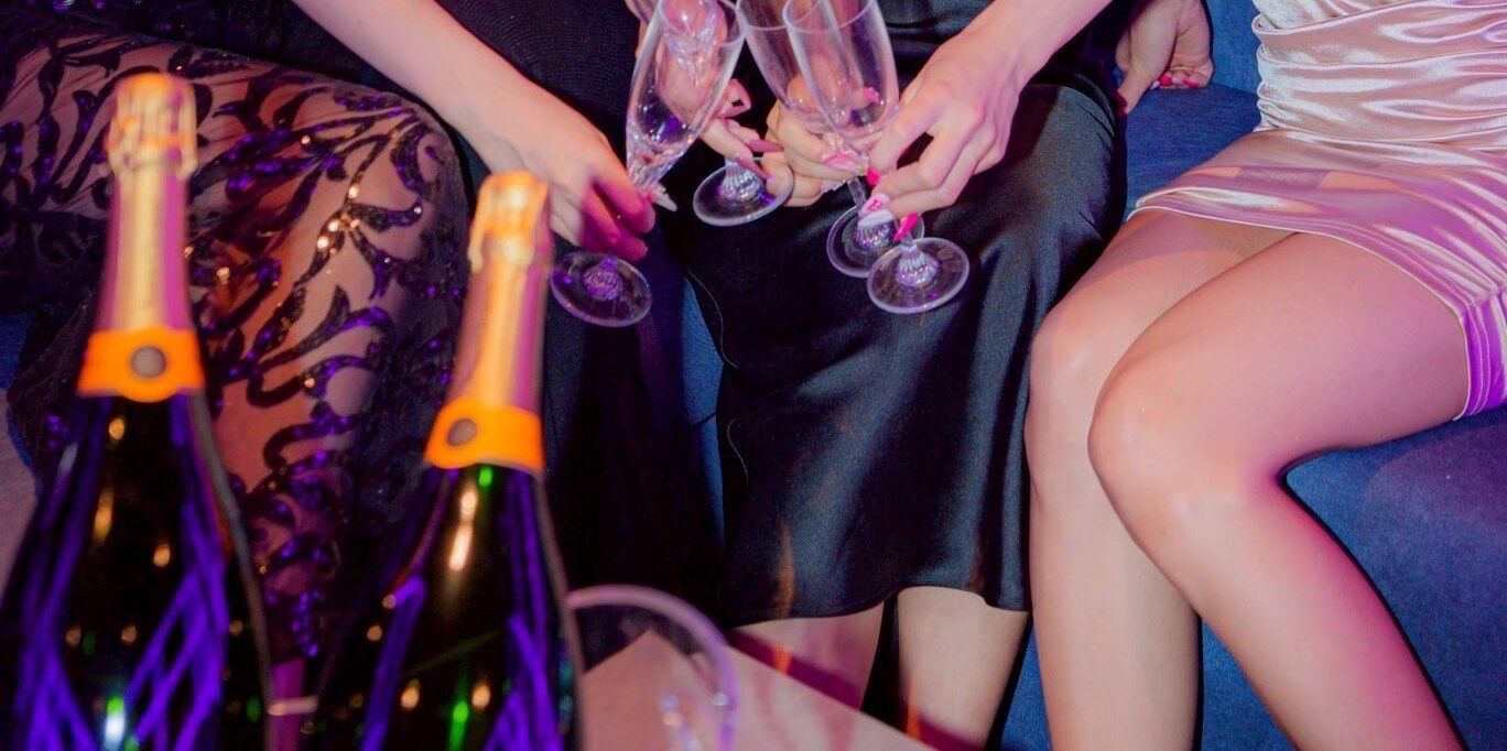 탑트리 오키나와 입장권 :: 돈키호테 7F 심야 엔터테인먼트 푸드홀 상세 이미지 5