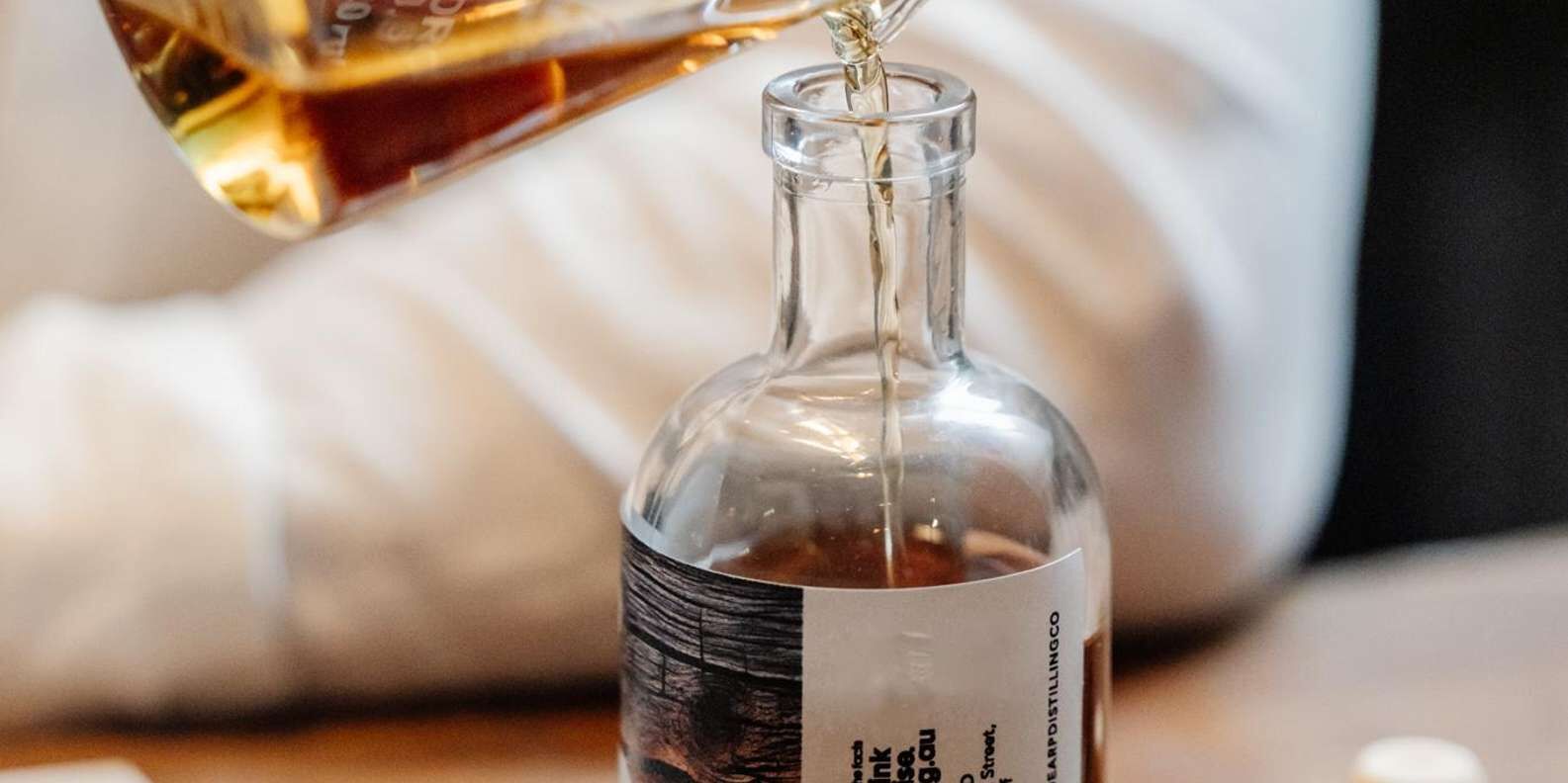 Earp Distilling Co. 스피릿 블렌딩 클래스 + 세트 다이닝