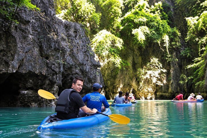 Phang Nga Bay Expedition : 숨겨진 호수를 통해 바다 카이킹