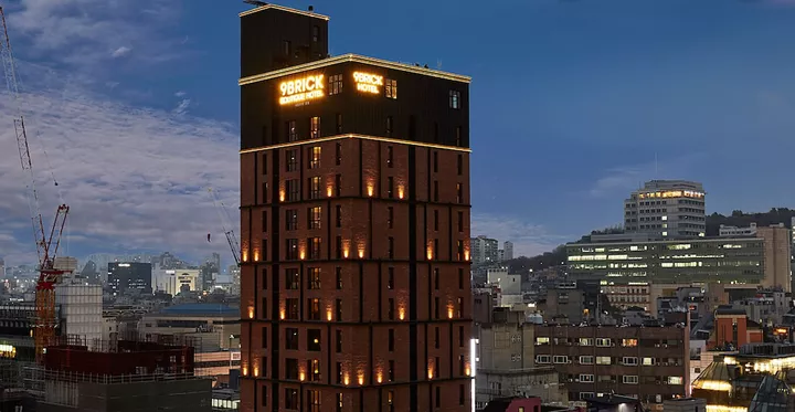 Nine Brick Hotel