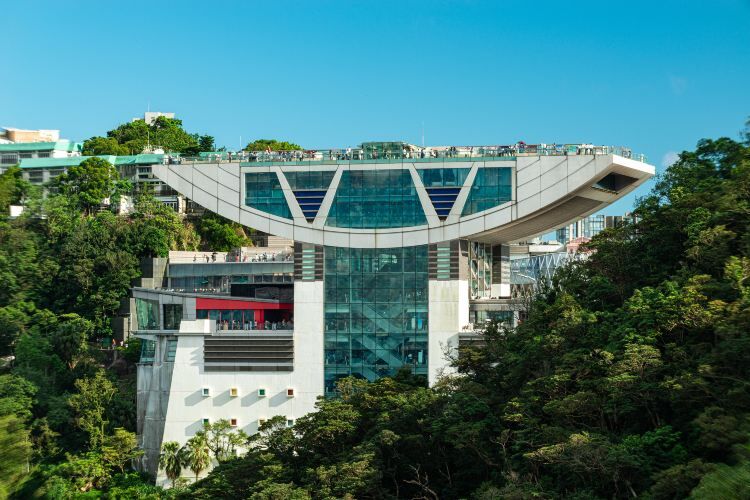 피크 트램 왕복 + 피크타워 피크타워(지정 날짜) - 가족(성인 1명+어린이 1명) 상세 이미지 1