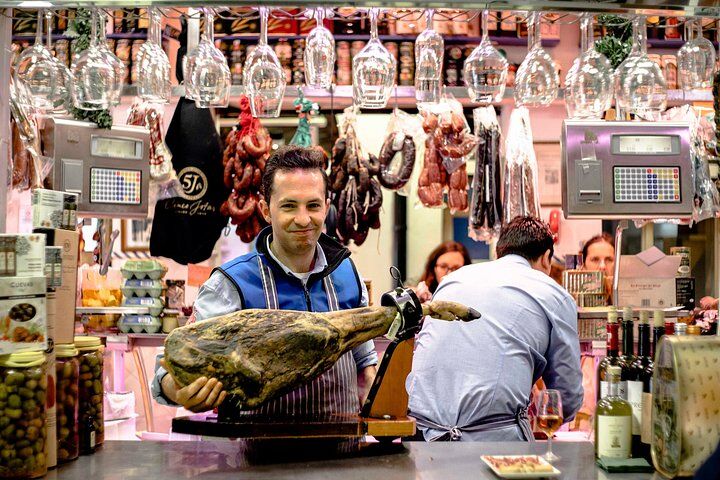 The Seville Market & Tapas Tour by Food Lover 투어
