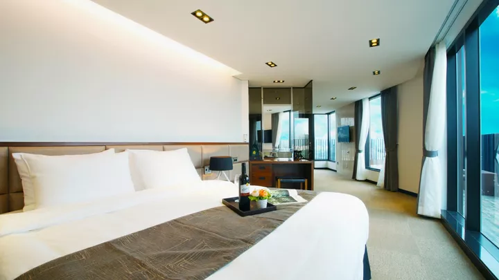 I Jin Hotel