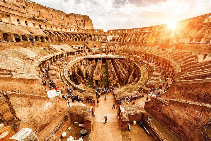Colosseum Express 가이드 투어 및 고대 로마 입장 패스 포함