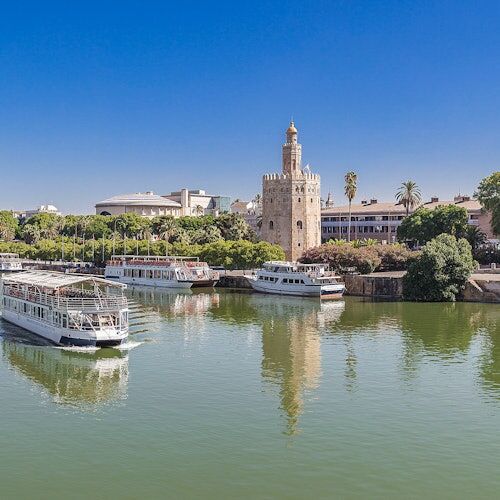 세비야 관광 크루즈 출발 Torre Del Oro