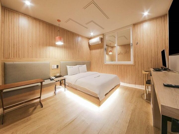 Hotel Yeogiuhtte Gwangju Station