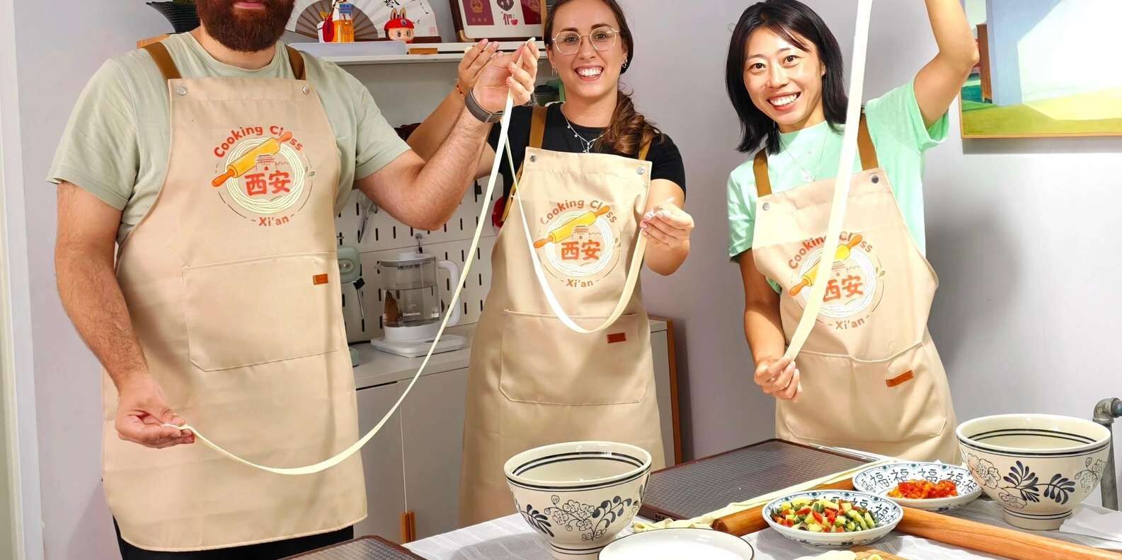 비앙비앙 국수 쿠킹 클래스 + 서예 체험 (3시간)