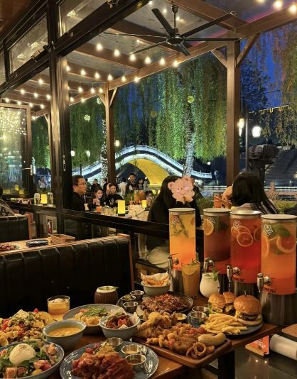 천년 고도 시안의 성벽 아래에서 즐기는 특별한 바(Bar) 체험 - 커뮨 바(COMMUNE Bar)