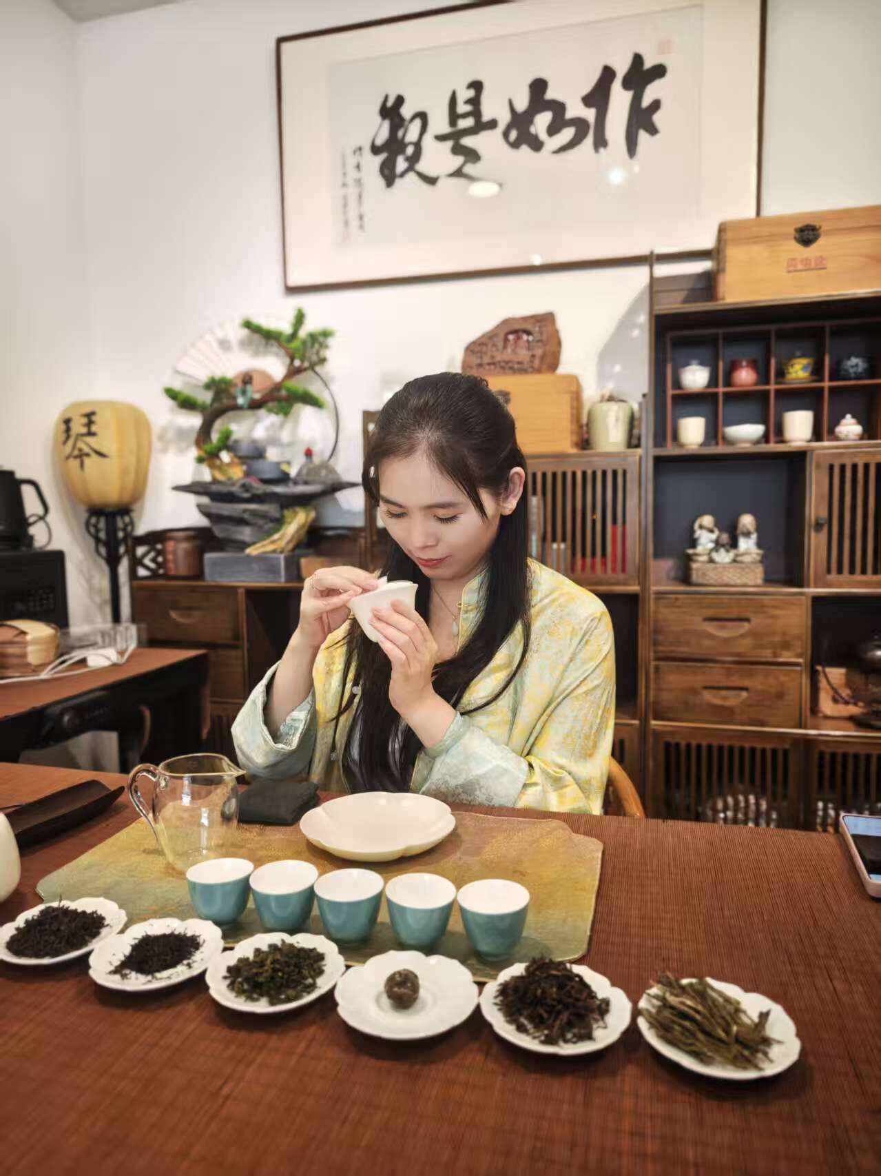쿵푸 + 다도 체험 (태극권·영춘권 선택 / 중영 이중 언어) 상세 이미지 1