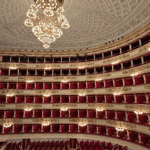 Teatro alla Scala: 우선 입장권 + 소그룹 투어