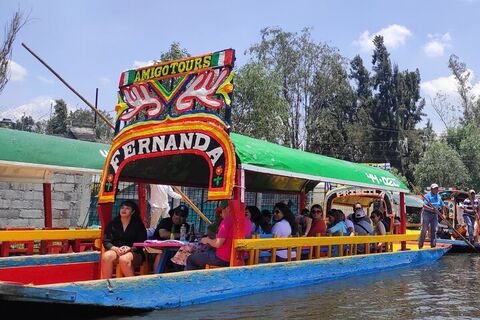 멕시코시티 투어 - Xochimilco, Coyoacan 및 Frida Kahlo 옵션 점심 식사